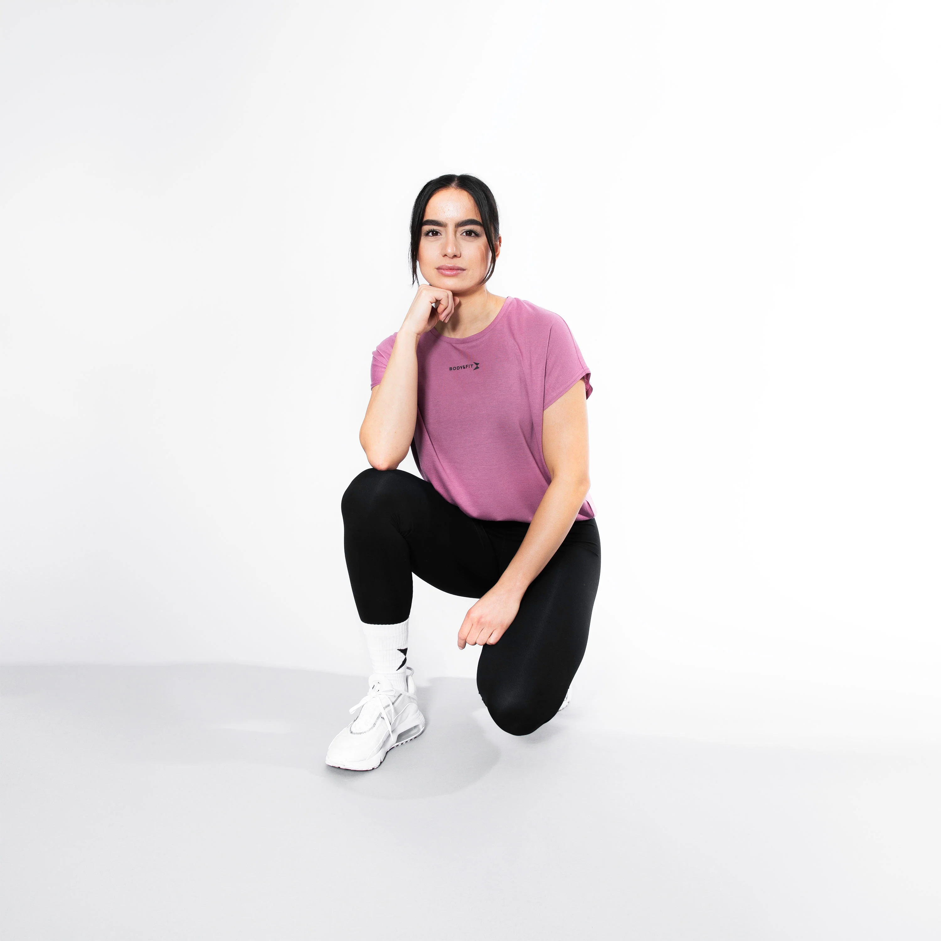 Essential casual T-shirt - Image 7