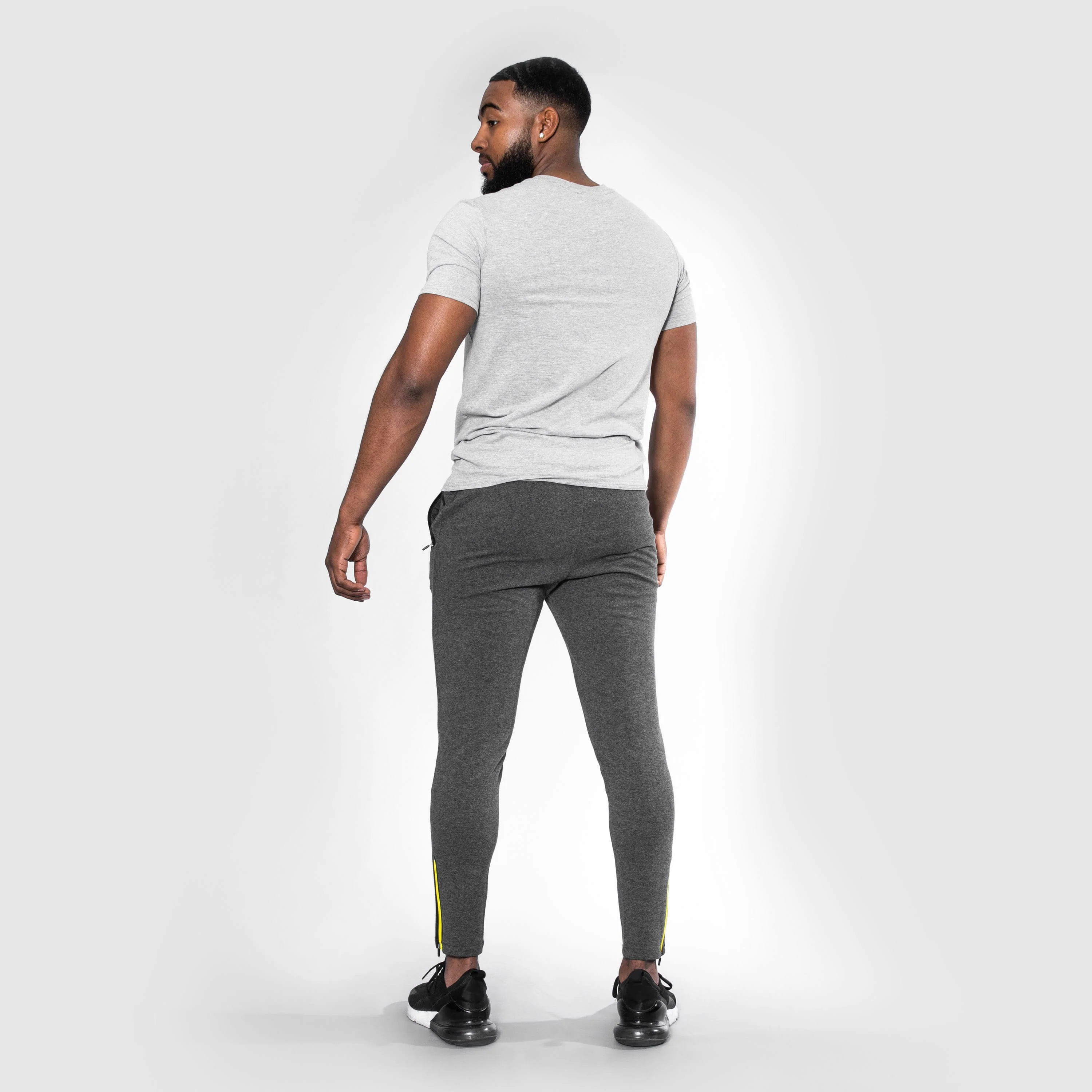 Essential casual T-shirt - Image 2