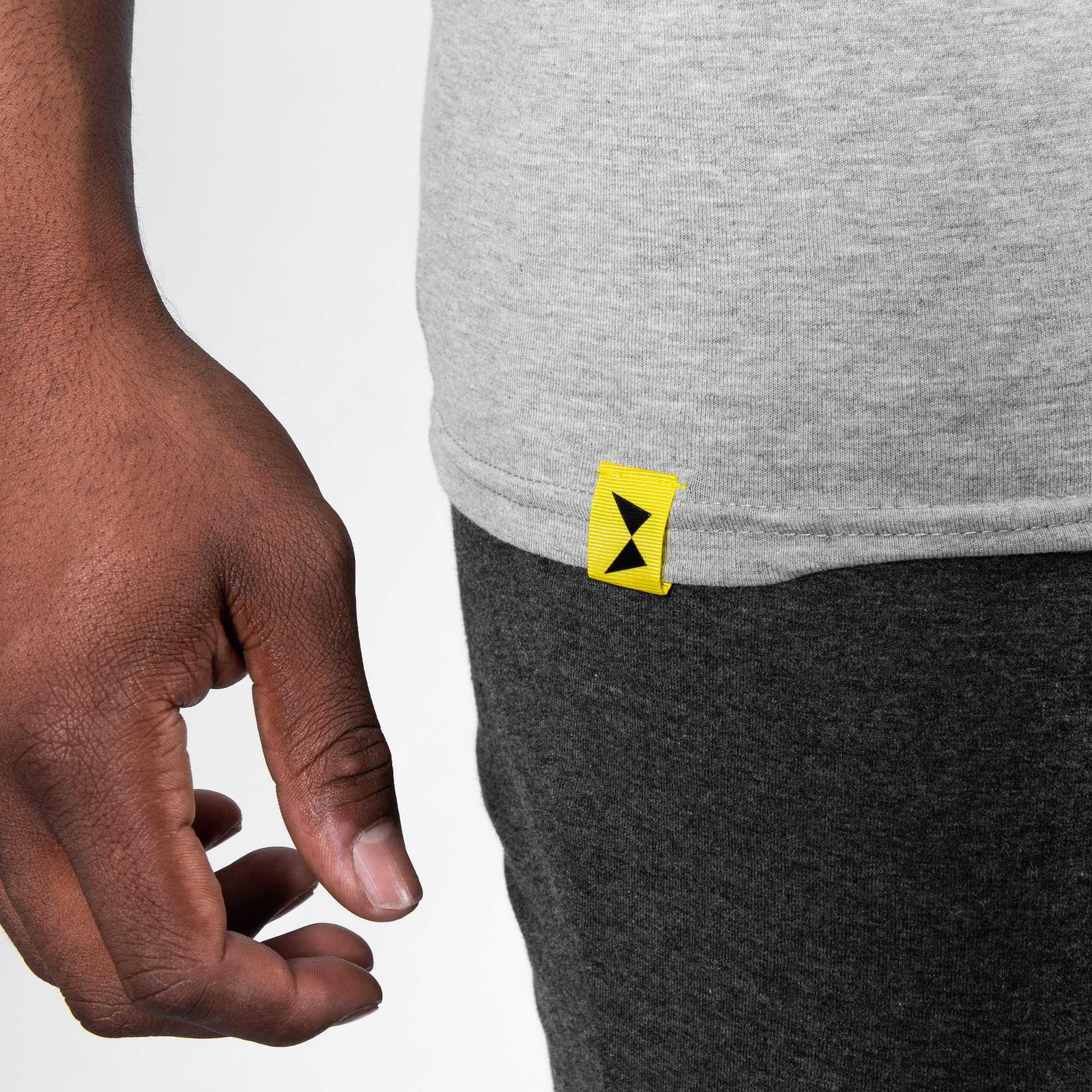 Essential casual T-shirt - Image 4